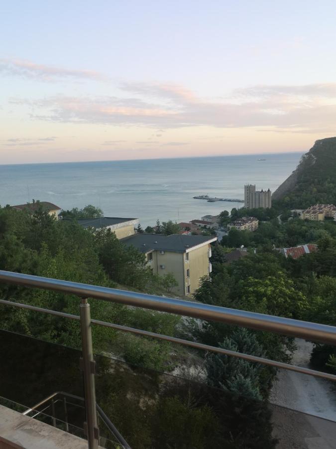 Seaview Apartment Complex Karia Kawarna Exterior foto